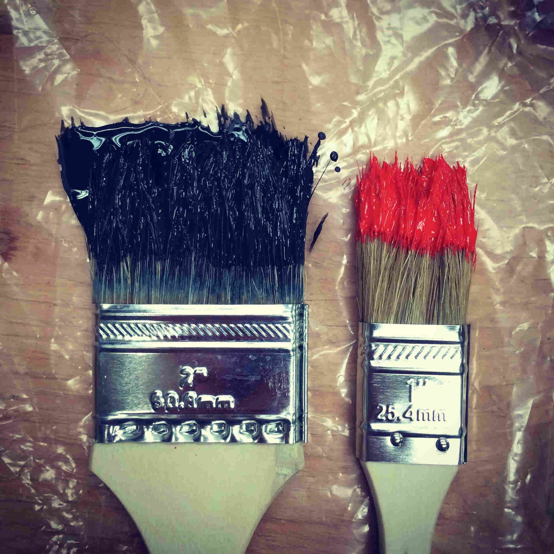 2paintbrushesneatlooking